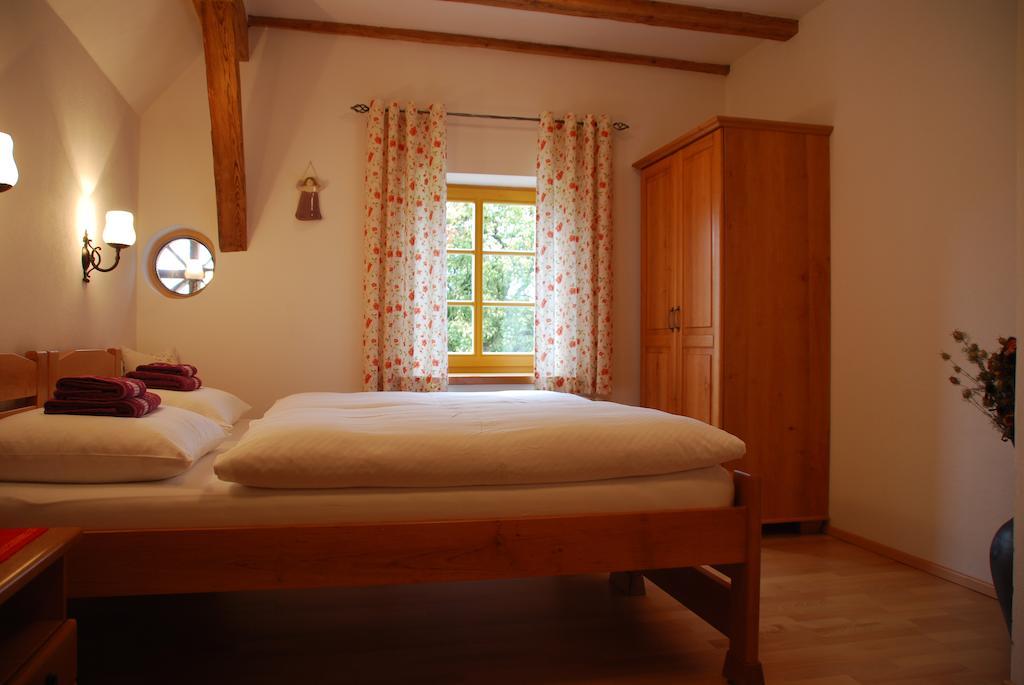 Farm Stay Rotovnik - Plesnik Slovenj Gradec Rum bild